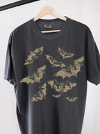 Vintage 90s Style Bat T-shirt