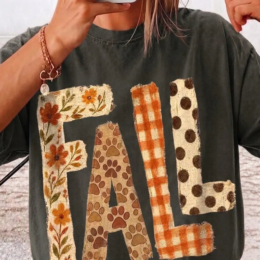 Cute Autumn Floral Paw Print Graphic Tee
