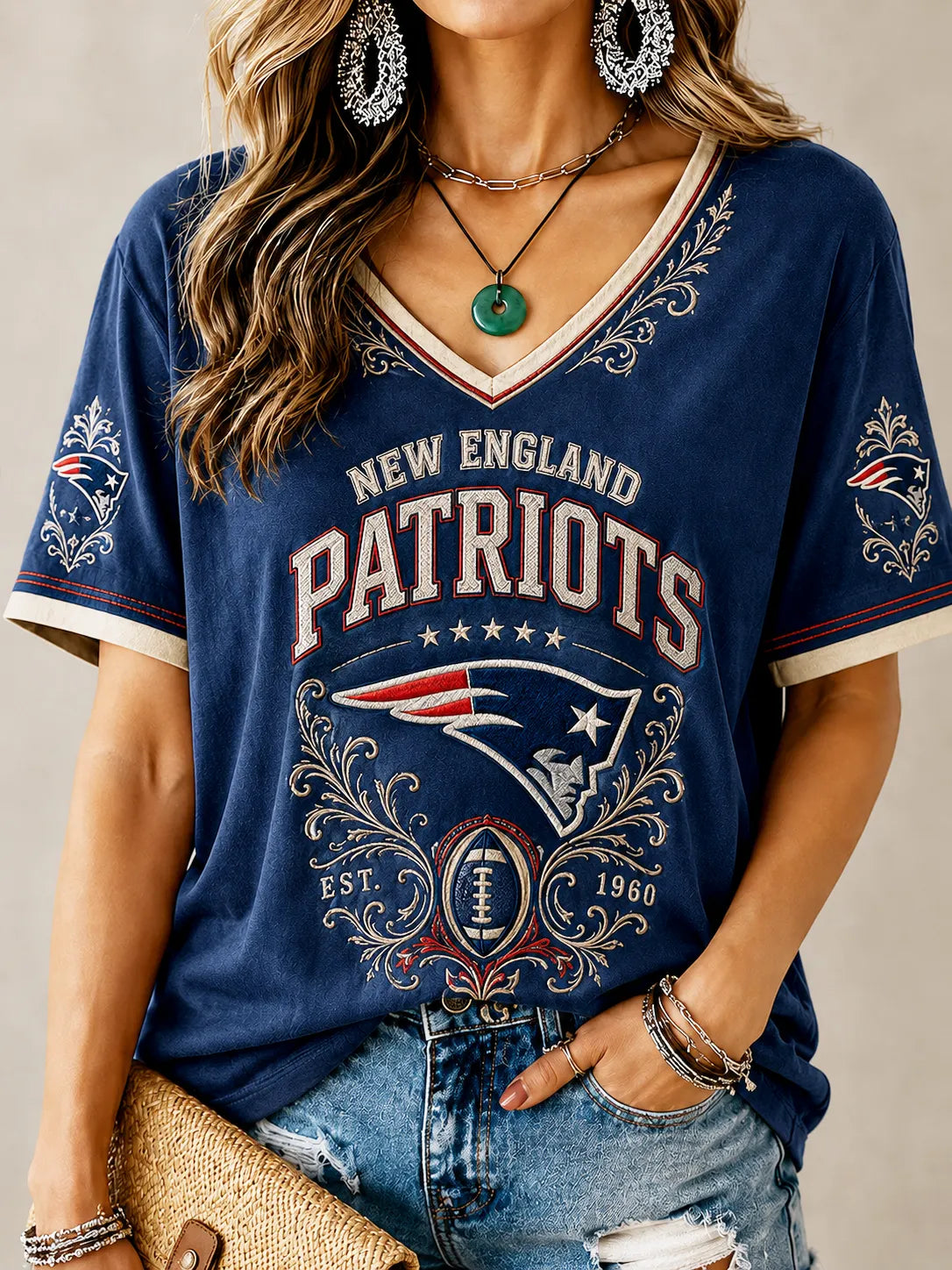 Women's Patriots V-Neck Tee