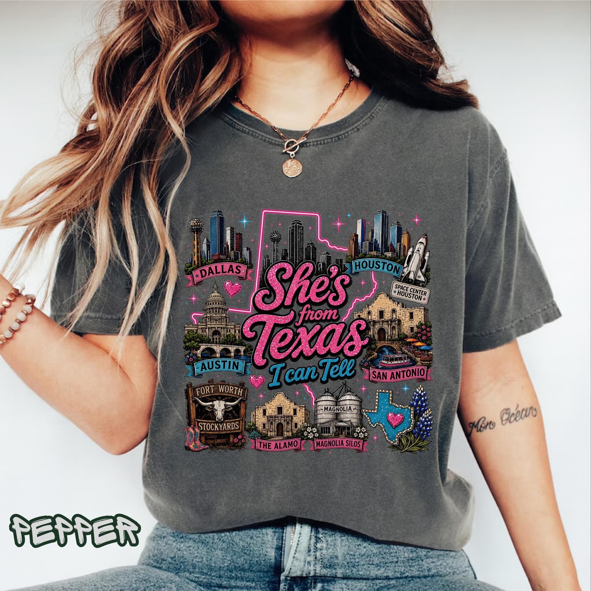 Shes from texas i can tell Unisex T-shirt