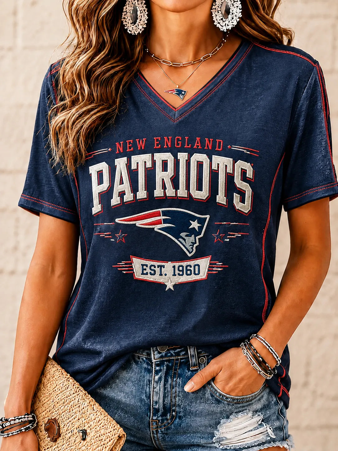Women's Patriots V-Neck Tee