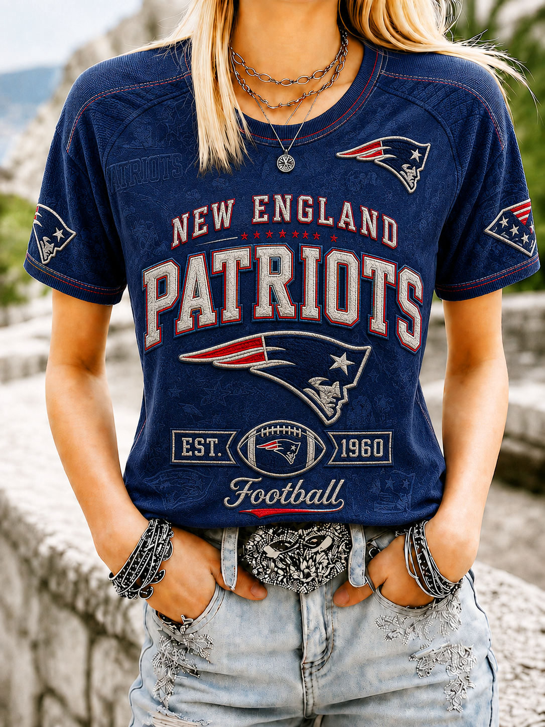 Women's Patriots Crew Neck Tee